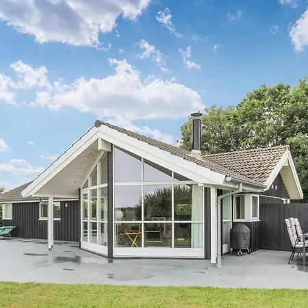 Awesome In Samso With Kitchen